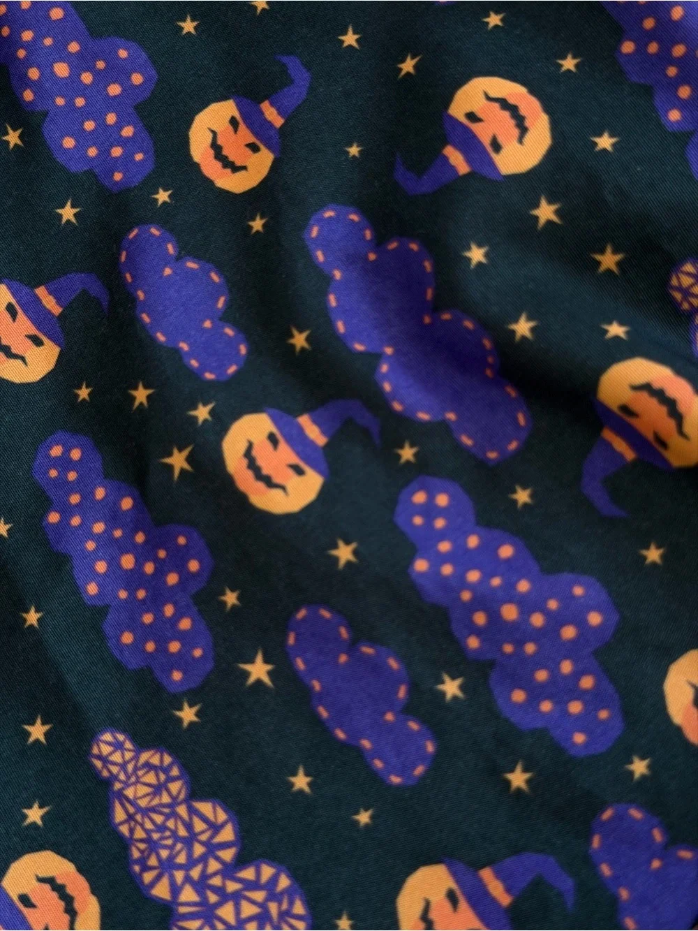 Dog bandana for hallowen. Size: M/L
